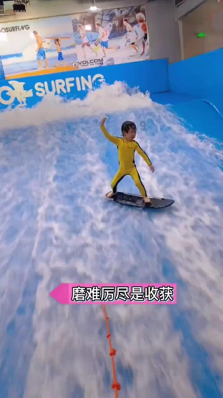 德云社阎鹤祥抵达智利，晒图引网友热议，壮壮参加大封箱稳了