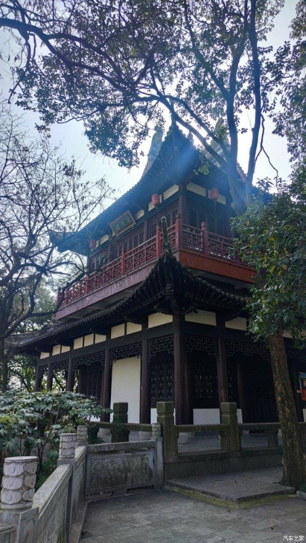 不是真心的在这跟你浪费时间?怎么回她